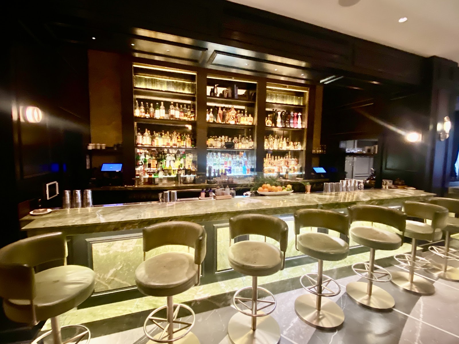 LIBRARY BAR