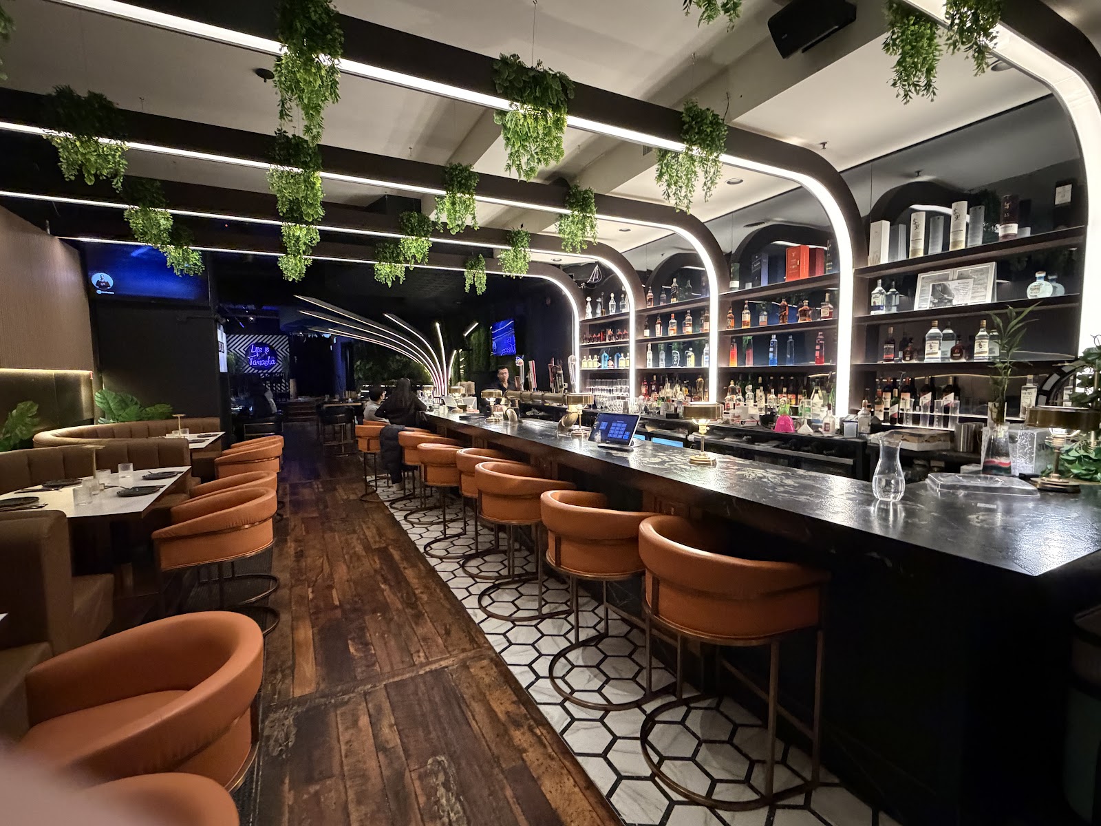 Tamasha: Bar + Indian Kitchen (Kitchener) Bar & Indian Restaurant in Kitchener | Modern Indian Restaurant