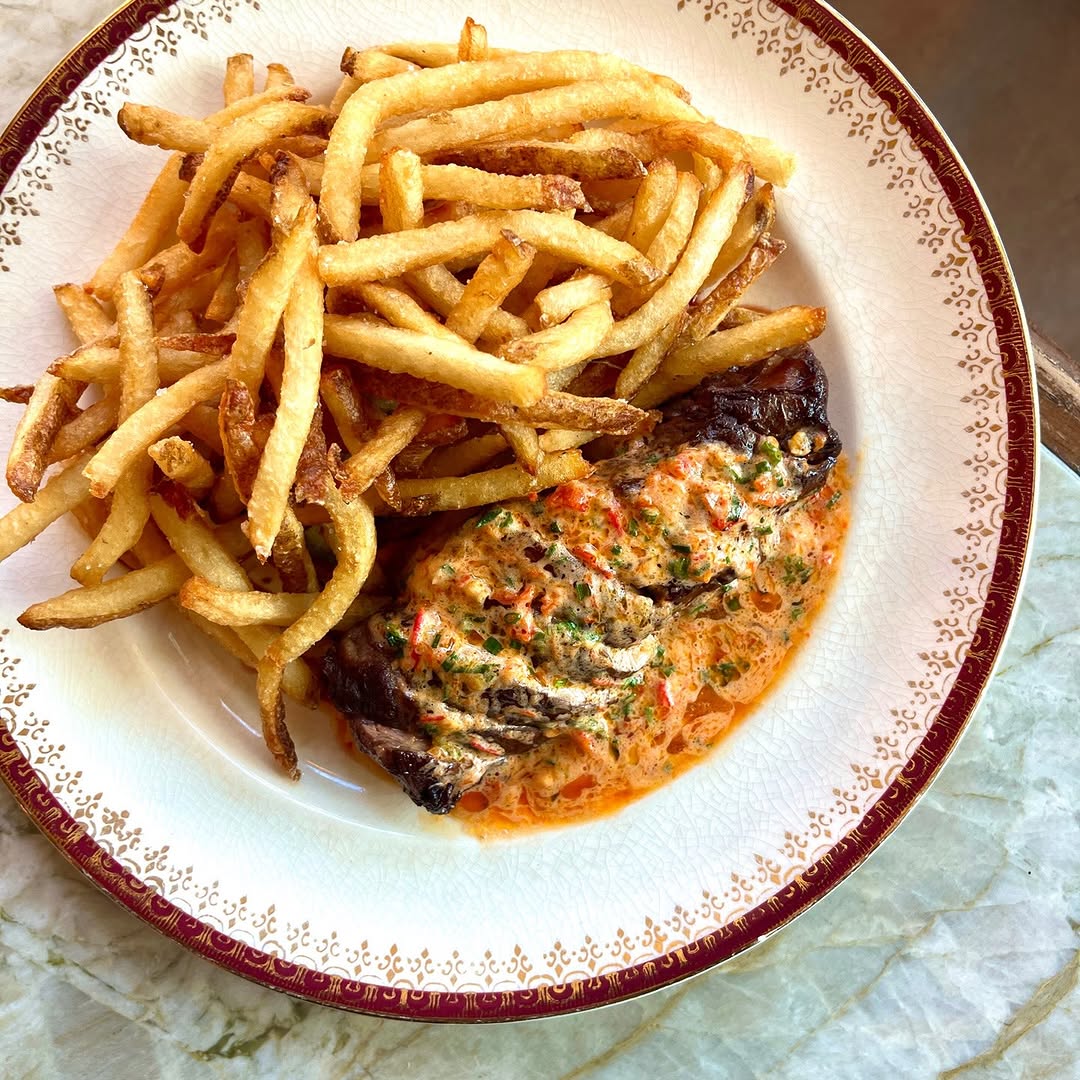 Steak Frites Tuesday 🫶🏻