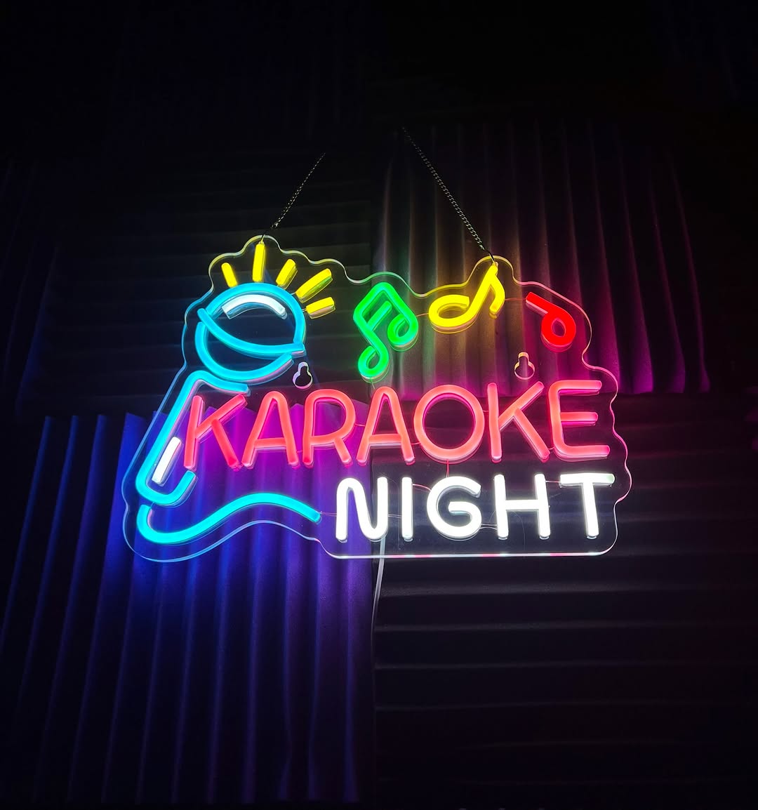 Sunday Karaoke. You know what to do! $6 tequila, $5 Pints, $2 Glizzos 🌭#karaoke