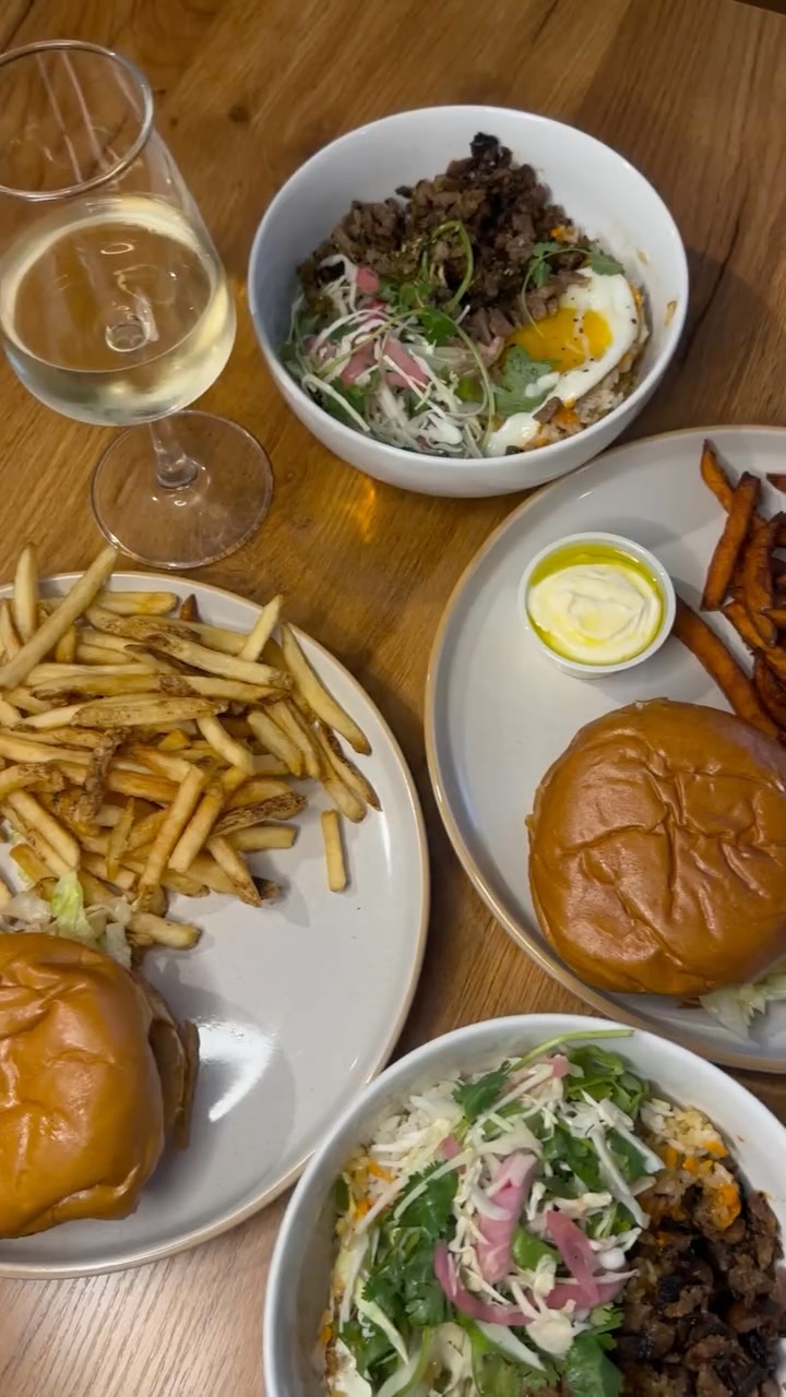 Secret’s out. The best home cooked meals, are actually delivery.