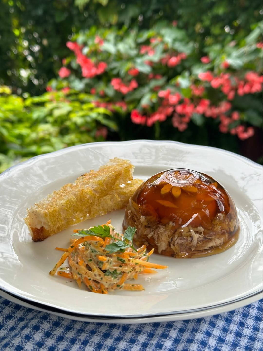 Œuf en gelée, agneau, foie gras