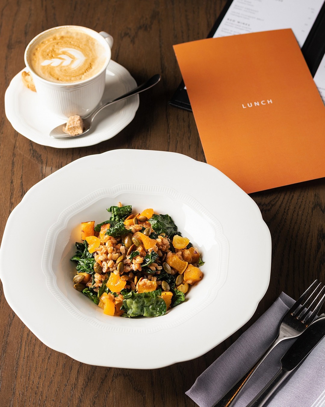 Discover a new lunch menu at Hawthorn. From harvest bowls and fresh salads to refined handhelds and comforting pastas, e