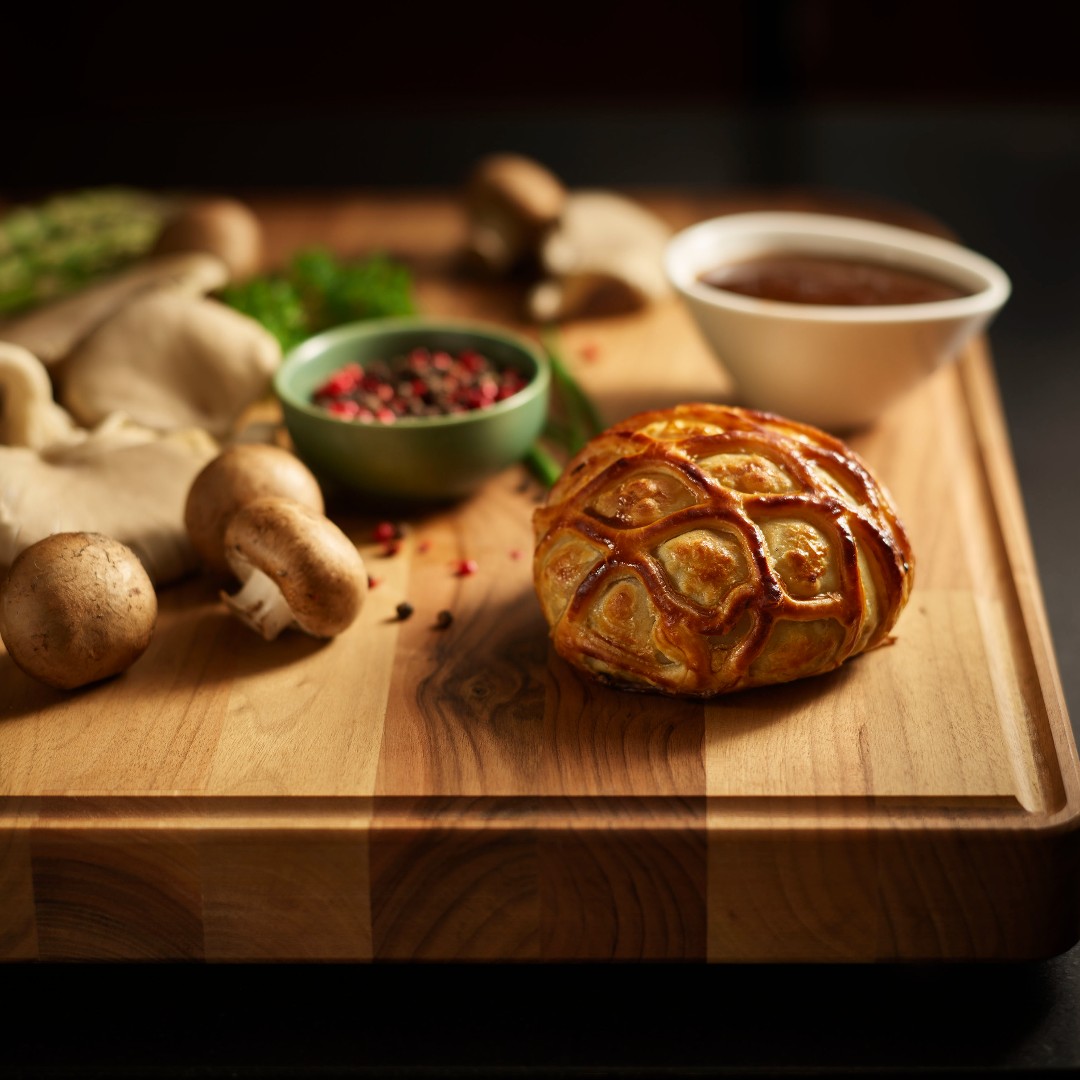 Savour the flavours of fall with our classic Beef Wellington. Featuring Prime Filet, Foie Gras, and Mushroom Duxelle. ❤️